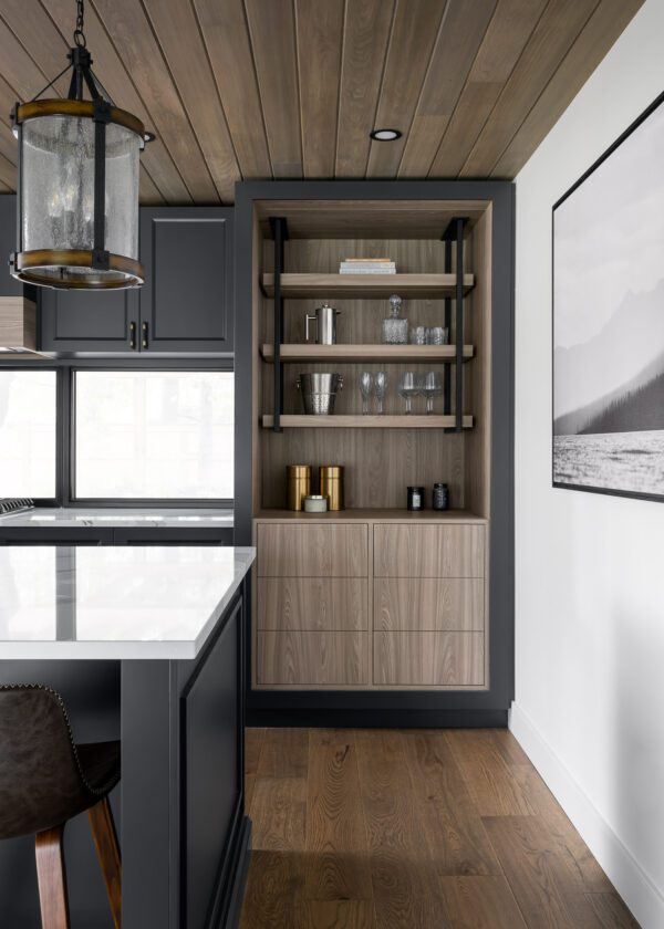 Middlewoods Custom Design Kitchen Cabinet